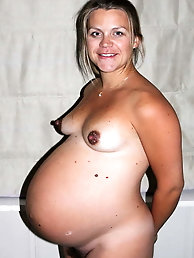 Lasses are cheating their husbands