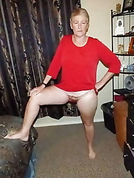 Hairy US granny strips (5 sets)