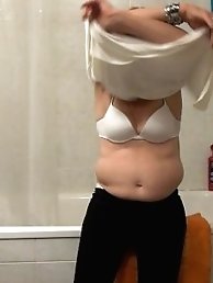 Aged granny woman masturbate and licking with youthful girl