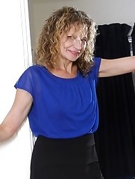 Enjoy mature women and younger women from OlderWomanFun