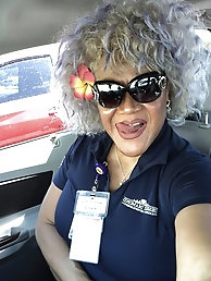 Older granny wants to masturbate the stranger