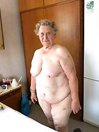 Glamour mature lady with unshaved vagina