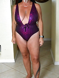 Old m-i-l-f gets seminaked