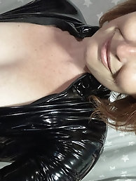 Mommyandamp;amp;#039;s Re-purposed Used Dildos.  Hugh-Titted Garden Walk